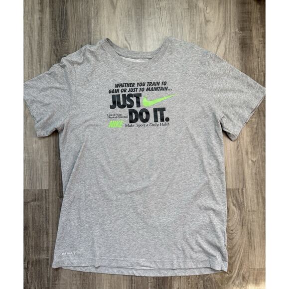 Nike Logo T-Shirt Men's Medium Gray Dri-Fit Just Do It Athletic Tee - Picture 1 of 6